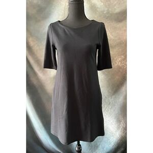 Adrienne Vittadini Black Shift Dress Women's Short Sleeve Mini Dress‎ Size 0